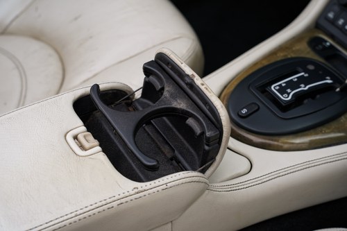 2003 Jaguar X100 XKR 4.2 zum Verkauf (Bild 71 von 240)