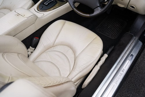 2003 Jaguar X100 XKR 4.2 zum Verkauf (Bild 76 von 240)