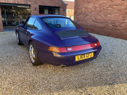 1994 Porsche 911 Carrera Tiptronic (993) à vendre (picture 17 of 138)