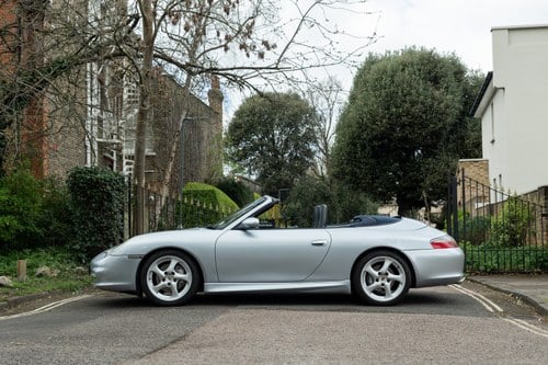 2003 Porsche 911 996 Carrera 4 Convertible zum Verkauf (Bild 11 von 185)
