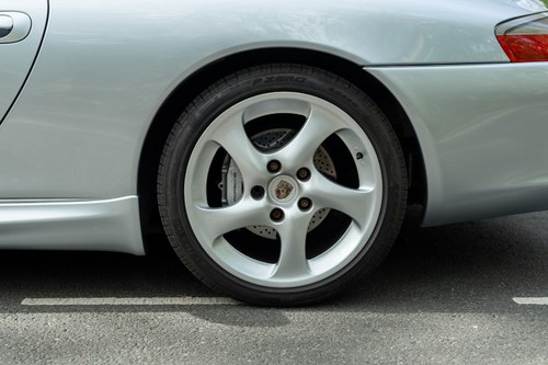 2003 Porsche 911 996 Carrera 4 Convertible zum Verkauf (Bild 37 von 185)