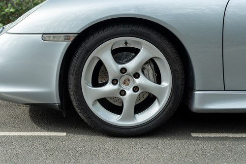 2003 Porsche 911 996 Carrera 4 Convertible zum Verkauf (Bild 36 von 185)