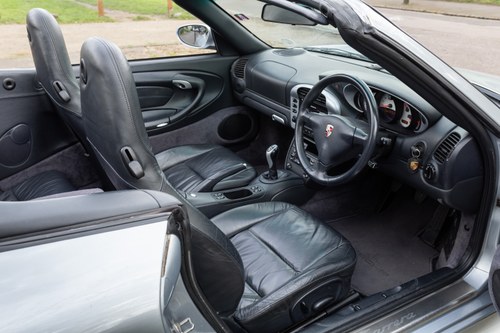 2003 Porsche 911 996 Carrera 4 Convertible zum Verkauf (Bild 48 von 185)