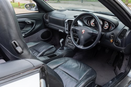 2003 Porsche 911 996 Carrera 4 Convertible zum Verkauf (Bild 50 von 185)