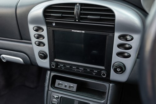 2003 Porsche 911 996 Carrera 4 Convertible zum Verkauf (Bild 77 von 185)