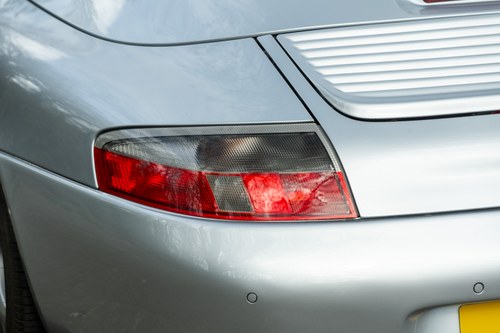 2003 Porsche 911 996 Carrera 4 Convertible zum Verkauf (Bild 97 von 185)