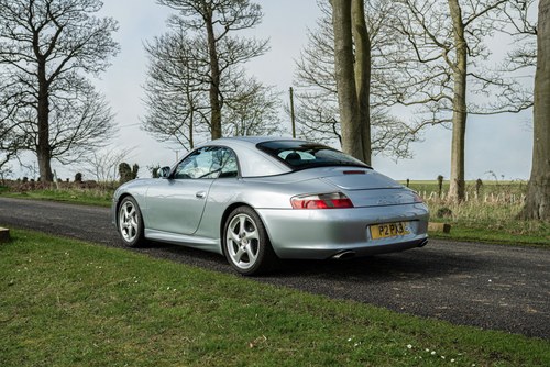 2003 Porsche 911 996 Carrera 4 Convertible zum Verkauf (Bild 32 von 185)