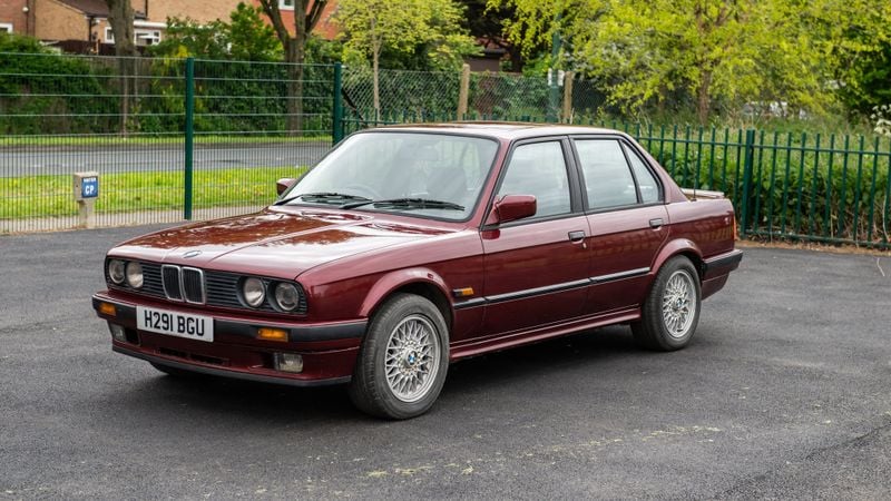 1991 BMW 325SE Auto (E30) In vendita (immagine 1 di 194)