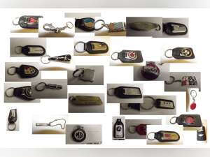 0000 KEYRINGS OVER 200 CLASSIC AND MODERN For Sale (picture 5 of 12)