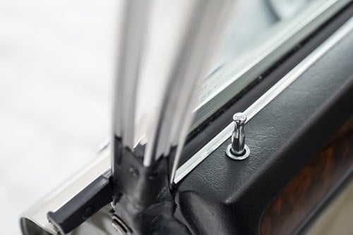 1987 Daimler XJ40 3.6 à venda (imagem 25 de 154)