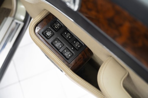 1987 Daimler XJ40 3.6 à venda (imagem 47 de 154)