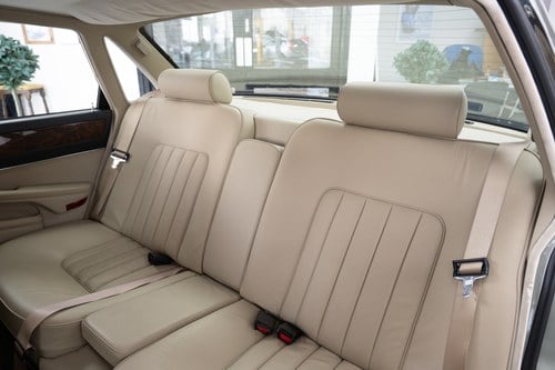 1987 Daimler XJ40 3.6 à venda (imagem 89 de 154)