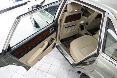 1987 Daimler XJ40 3.6 à venda (imagem 92 de 154)