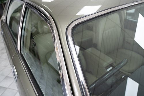 1987 Daimler XJ40 3.6 à venda (imagem 114 de 154)