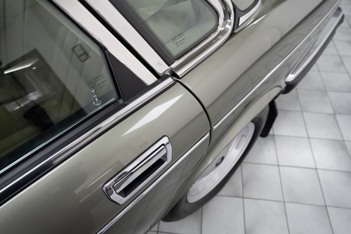 1987 Daimler XJ40 3.6 à venda (imagem 117 de 154)