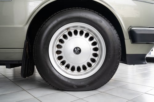 1987 Daimler XJ40 3.6 à venda (imagem 16 de 154)