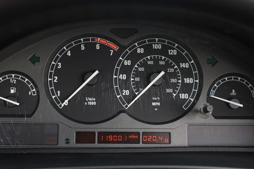 1999 BMW 840 Ci Sport E31 Te koop (foto 25 van 168)