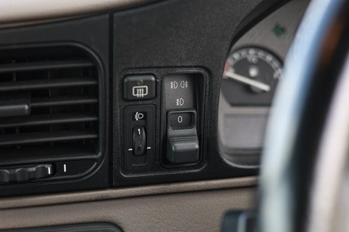 1999 BMW 840 Ci Sport E31 Te koop (foto 30 van 168)