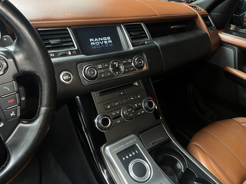 2011 Land Rover Range Rover Sport HSE Luxury For Sale (picture 12 of 42)