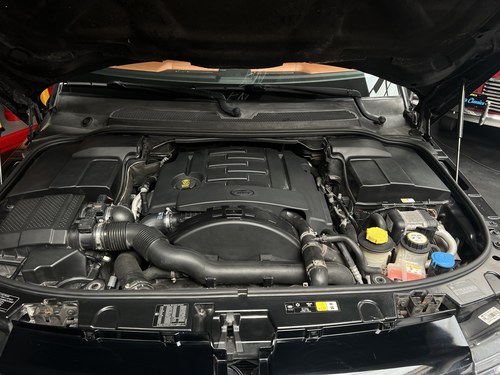 2011 Land Rover Range Rover Sport HSE Luxury For Sale (picture 31 of 42)