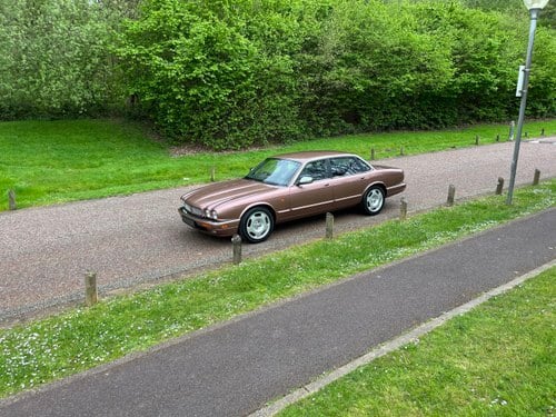 1995 Jaguar XJR X306 till salu (bild 6 av 198)