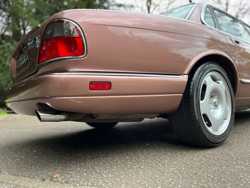 1995 Jaguar XJR X306 till salu (bild 163 av 198)