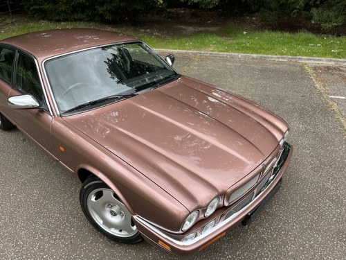 1995 Jaguar XJR X306 till salu (bild 155 av 198)