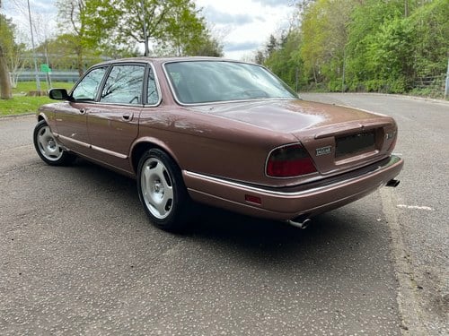 1995 Jaguar XJR X306 till salu (bild 17 av 198)