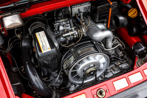 1987 Porsche 911 Carrera 3.2 Targa Sport zum Verkauf (Bild 92 von 117)