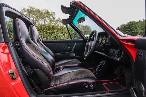 1987 Porsche 911 Carrera 3.2 Targa Sport zum Verkauf (Bild 12 von 117)