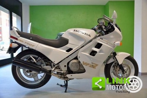 1986 Honda - VFR 750 F - RC24 - RESTAURATA / ISCRITTA FMI For Sale