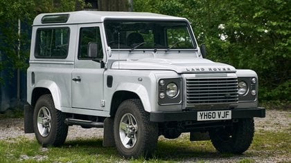 2010 Land Rover Defender 90 XS