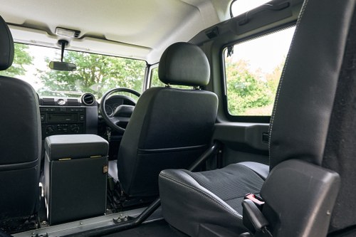 2010 Land Rover Defender 90 XS For Sale (picture 53 of 184)