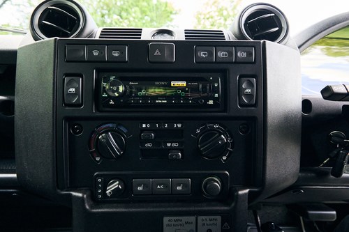 2010 Land Rover Defender 90 XS For Sale (picture 69 of 184)