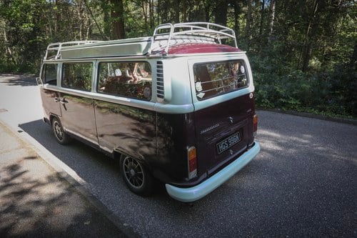 1975 Volkswagen Type 2 Bay Window Camper Conversion In vendita (immagine 15 di 200)