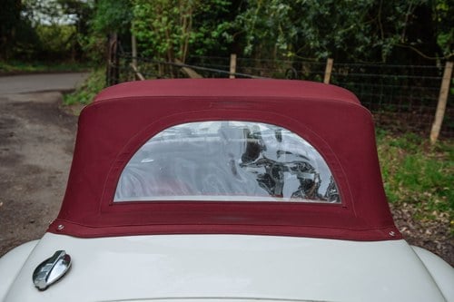 1973 Jaguar XK120 OTS replica by Broomstick Cars In vendita (immagine 77 di 136)