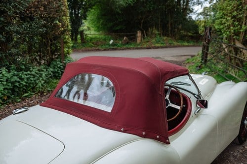 1973 Jaguar XK120 OTS replica by Broomstick Cars In vendita (immagine 80 di 136)