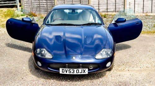 2003 Jaguar X100 XKR Coupe 4.2 For Sale (picture 2 of 103)