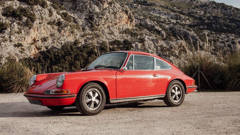 1971 Porsche 911E 2.2 For Sale (picture 1 of 35)