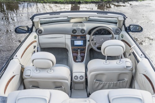 2005 Mercedes-Benz C209 CLK350 Convertible Te koop (foto 71 van 186)