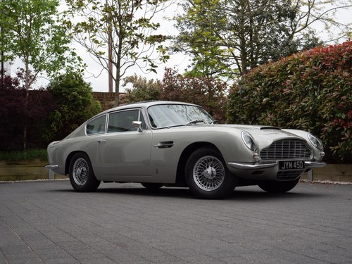 1966 Aston Martin DB6 Vantage Sports Saloon Te koop (foto 4 van 333)