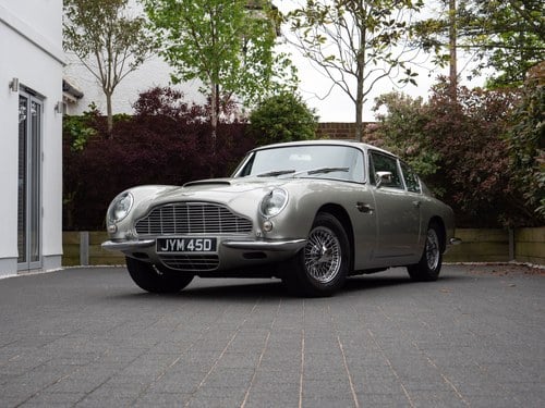 1966 Aston Martin DB6 Vantage Sports Saloon Te koop (foto 9 van 333)