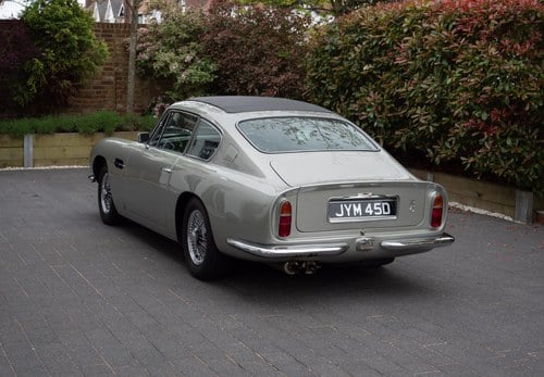 1966 Aston Martin DB6 Vantage Sports Saloon Te koop (foto 17 van 333)