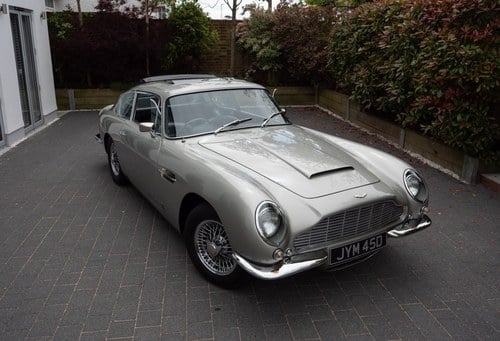 1966 Aston Martin DB6 Vantage Sports Saloon Te koop (foto 22 van 333)