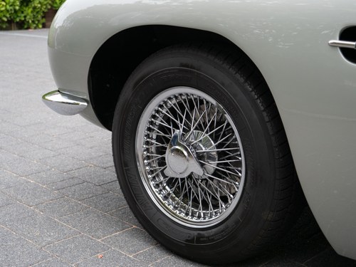 1966 Aston Martin DB6 Vantage Sports Saloon Te koop (foto 34 van 333)