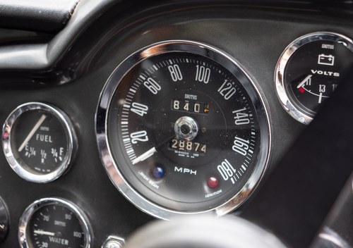 1966 Aston Martin DB6 Vantage Sports Saloon Te koop (foto 41 van 333)