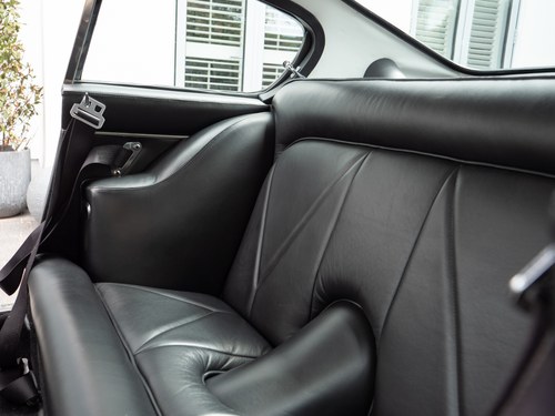 1966 Aston Martin DB6 Vantage Sports Saloon Te koop (foto 91 van 333)