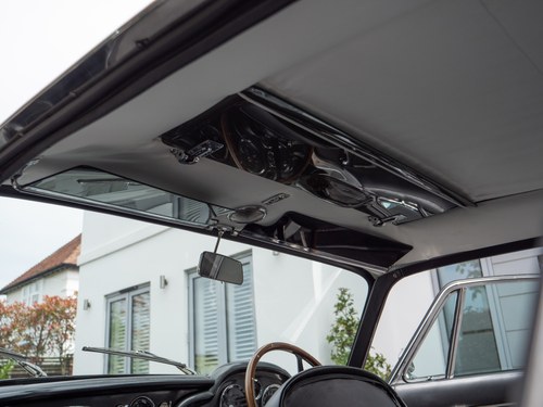 1966 Aston Martin DB6 Vantage Sports Saloon Te koop (foto 94 van 333)