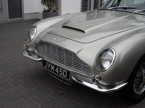 1966 Aston Martin DB6 Vantage Sports Saloon Te koop (foto 124 van 333)