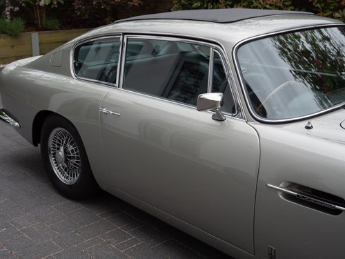 1966 Aston Martin DB6 Vantage Sports Saloon Te koop (foto 143 van 333)